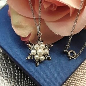NEW S925 Cultured Pearls Snowflake Pendant